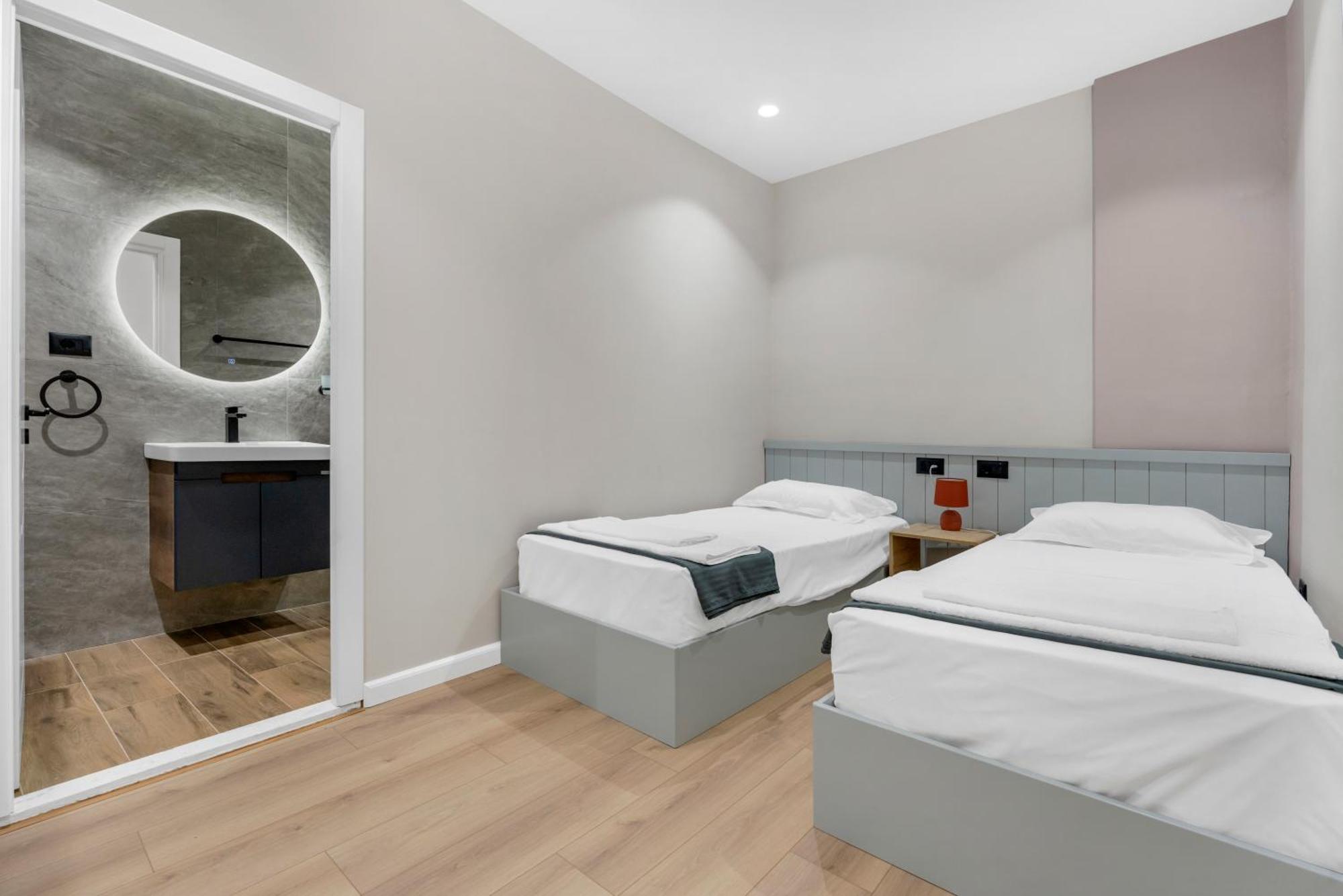 The Nook City Centre En Suite Берат Екстер'єр фото